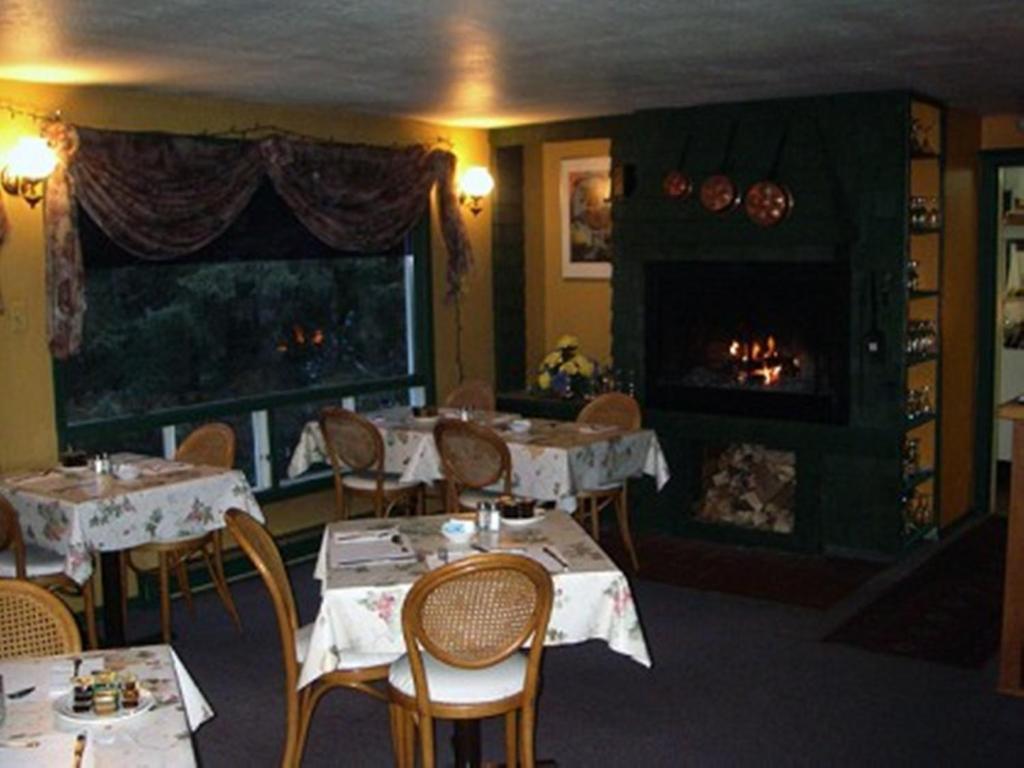 Auberge Mountain View Inn Mont-Tremblant Eksteriør bilde
