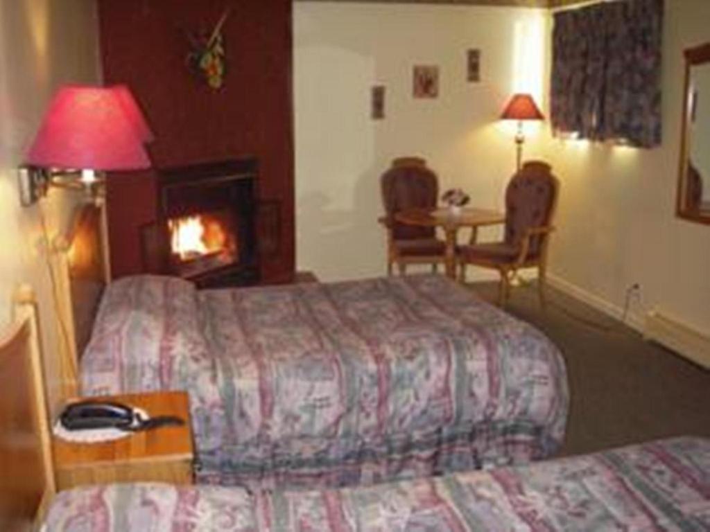 Auberge Mountain View Inn Mont-Tremblant Rom bilde